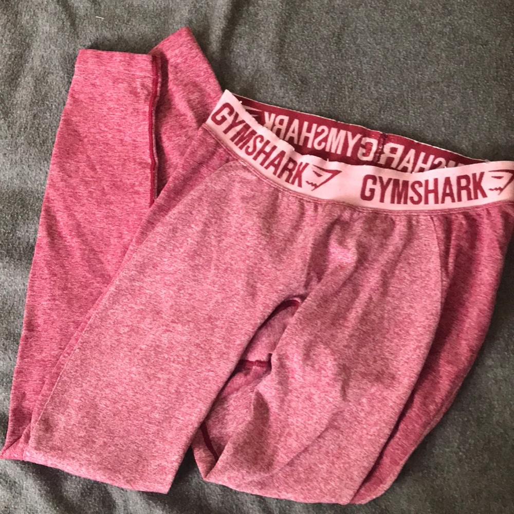Red Gymshark leggings